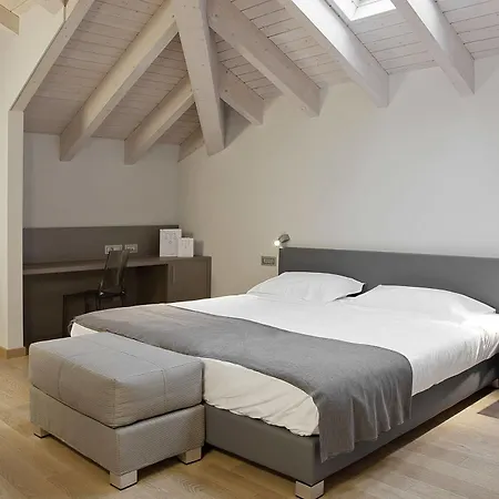 Hotel Di Varese Esterno foto