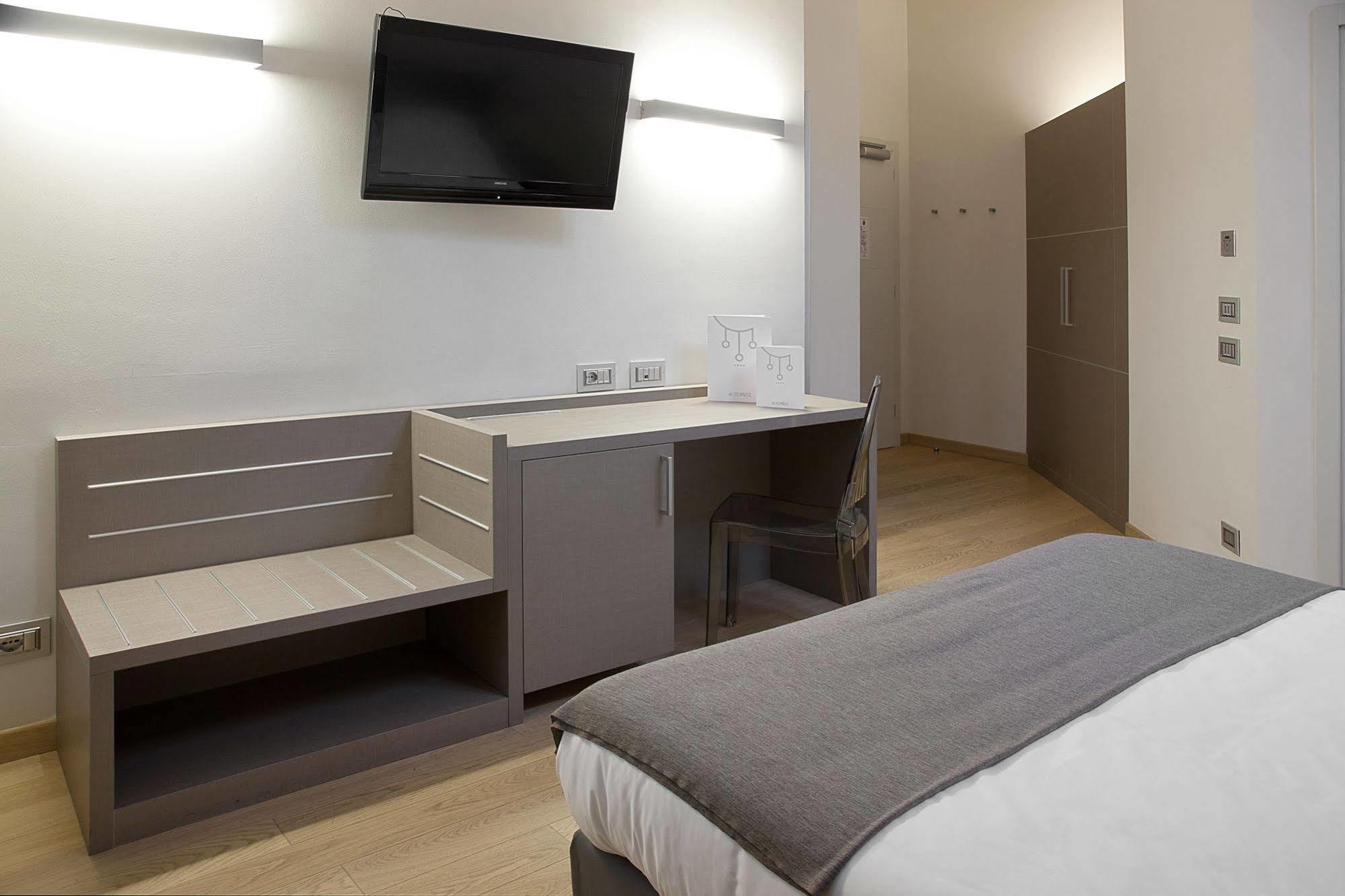 Hotel Di 4*